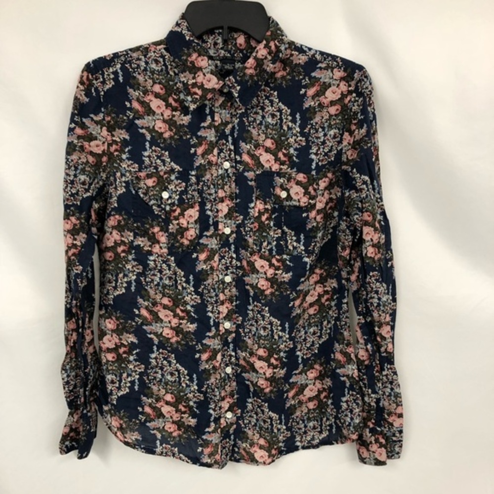 Lucky Brand Navy‎ floral blouse M